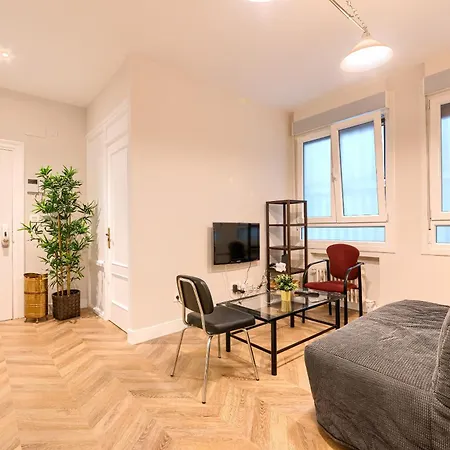 Lägenhet Euskalduna, Vivienda Turistica Moderna Y Renovado Bilbao