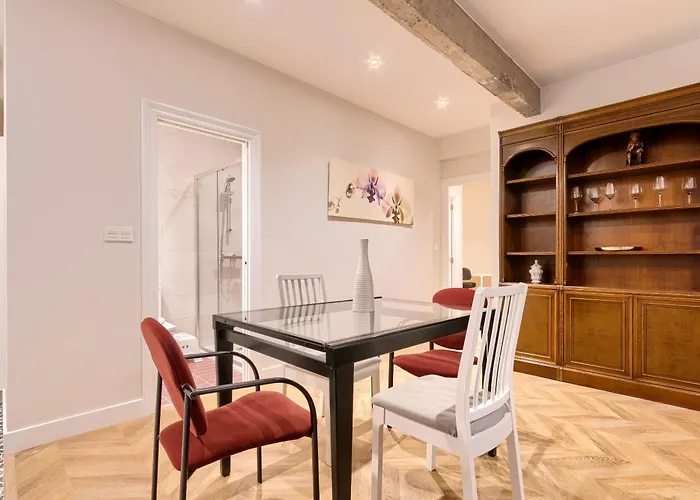 Euskalduna, Vivienda Turistica Moderna Y Renovado *