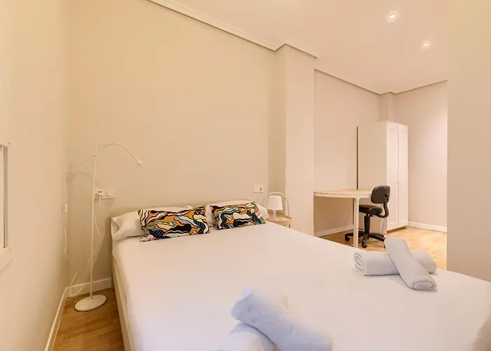 Euskalduna, Vivienda Turistica Moderna Y Renovado