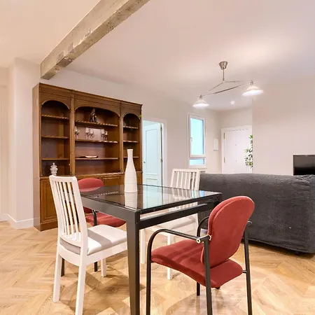 Euskalduna, Vivienda Turistica Moderna Y Renovado * 毕尔巴鄂